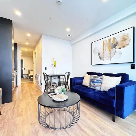 Modern Peaceful Studio Nearby Skytower & Queen St - Pool Gym & Sauna